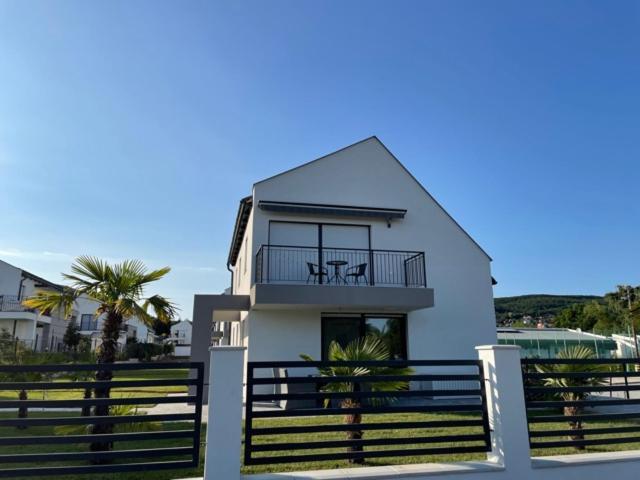 Kertvarosi Nyugalom Apartment Balatonfured Exterior photo